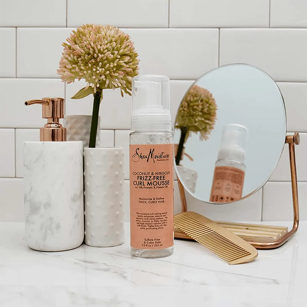 Shea Moisture Coconut & Hibiscus Frizz-Free Curl Mousse - 222 ml thumbnail 2