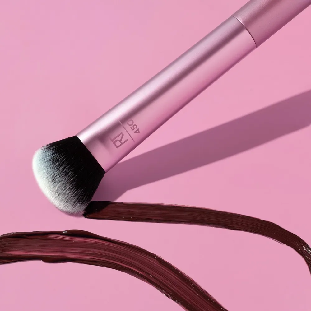Real Techniques Soft Sculpting Makeup Brush thumbnail 3