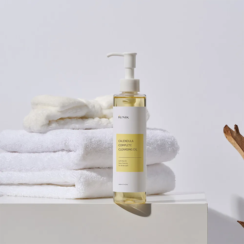 iUNIK Calendula Complete Cleansing Oil - 200 ml thumbnail 3