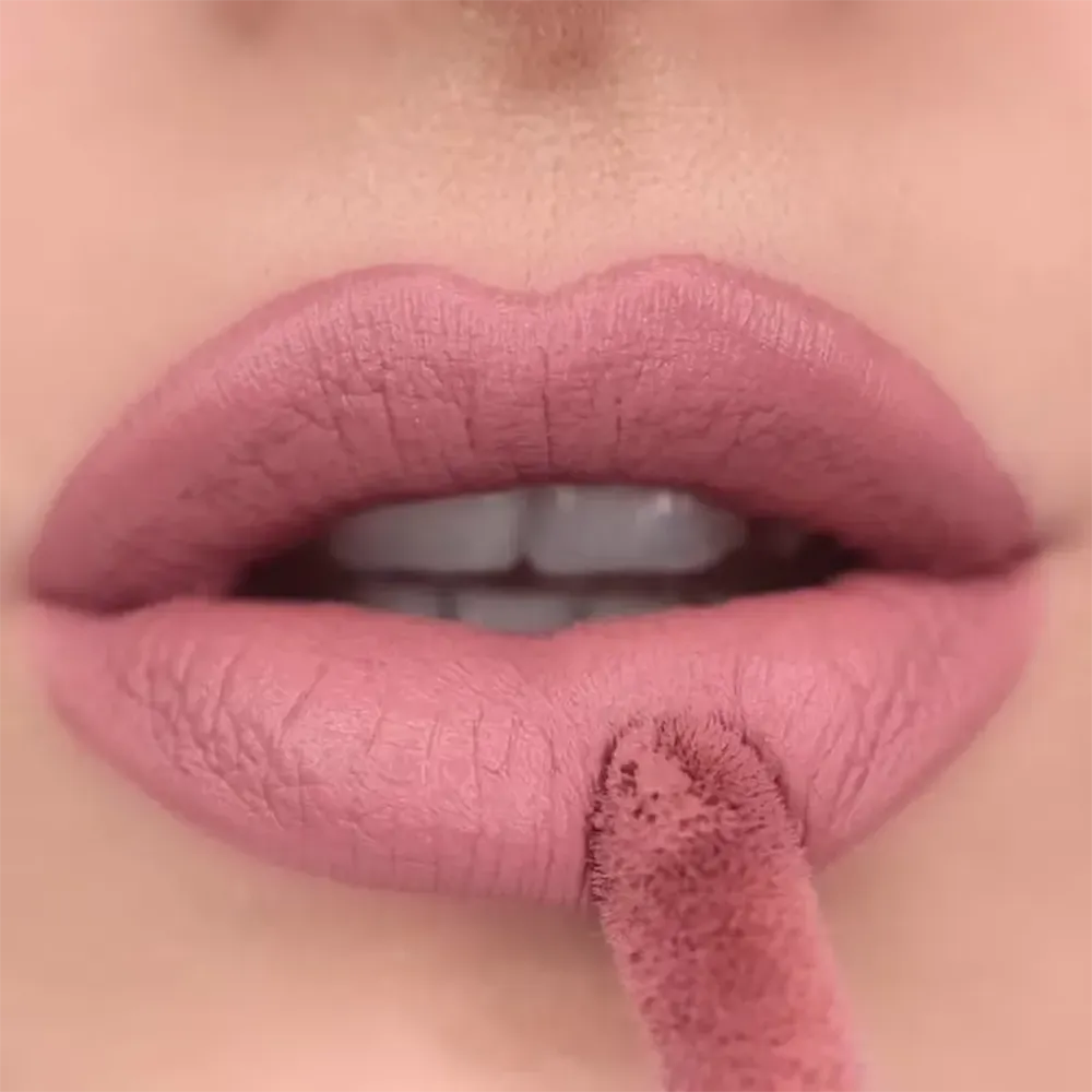 Makeup Revolution Matte Bomb Liquid Lipstick - Fancy thumbnail 3