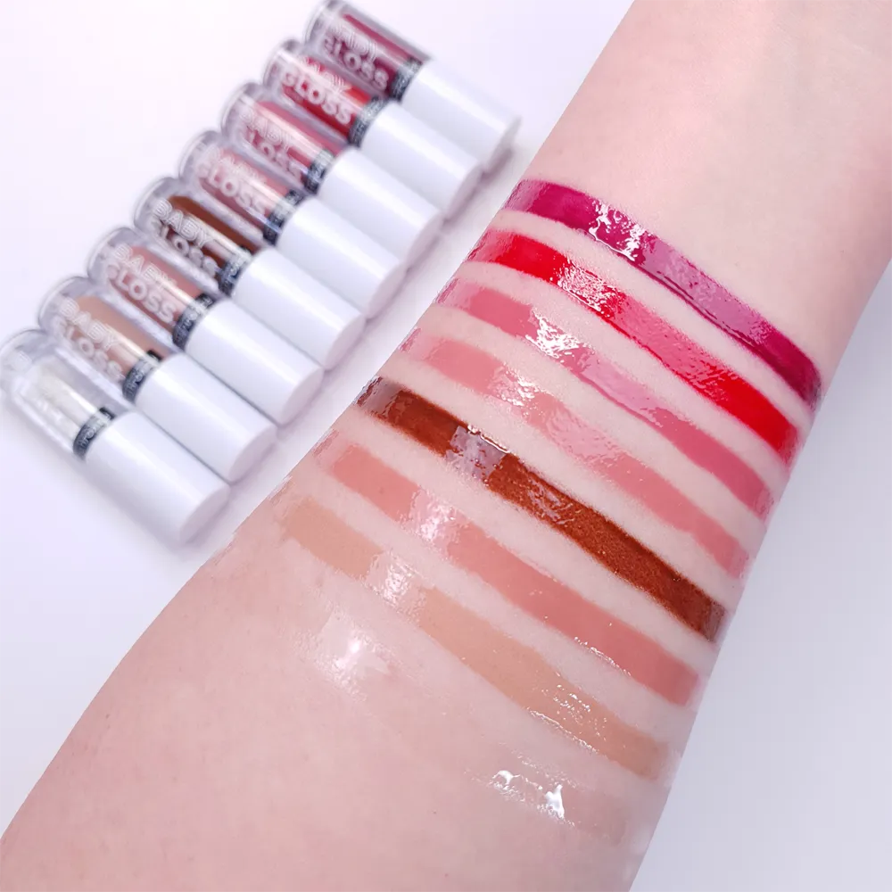 Makeup Revolution Relove Baby Gloss Lip Gloss - Dream (2.2 ml) thumbnail 3