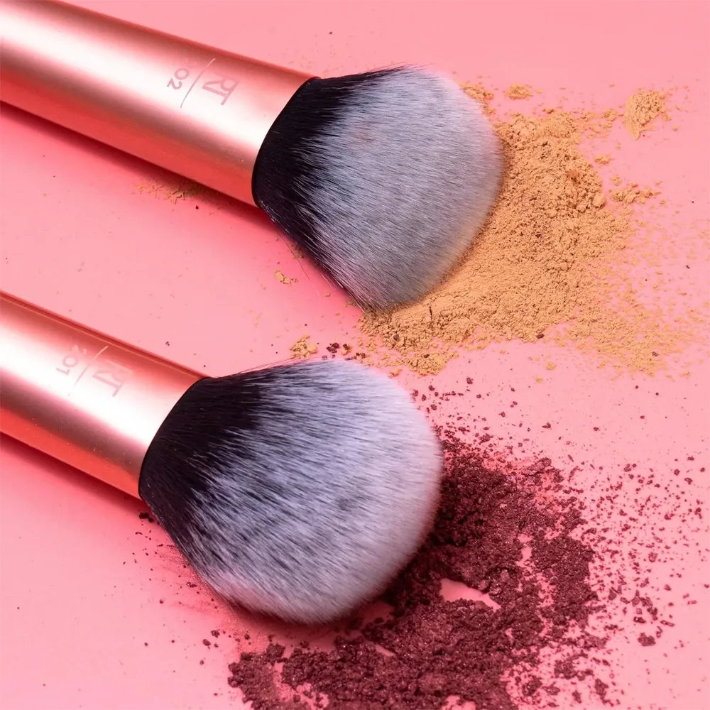 Real Techniques Instapop Face Brush thumbnail 4