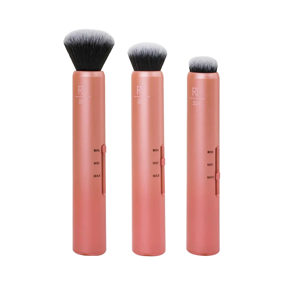 Real Techniques Slide Complexion Makeup Brush thumbnail 1