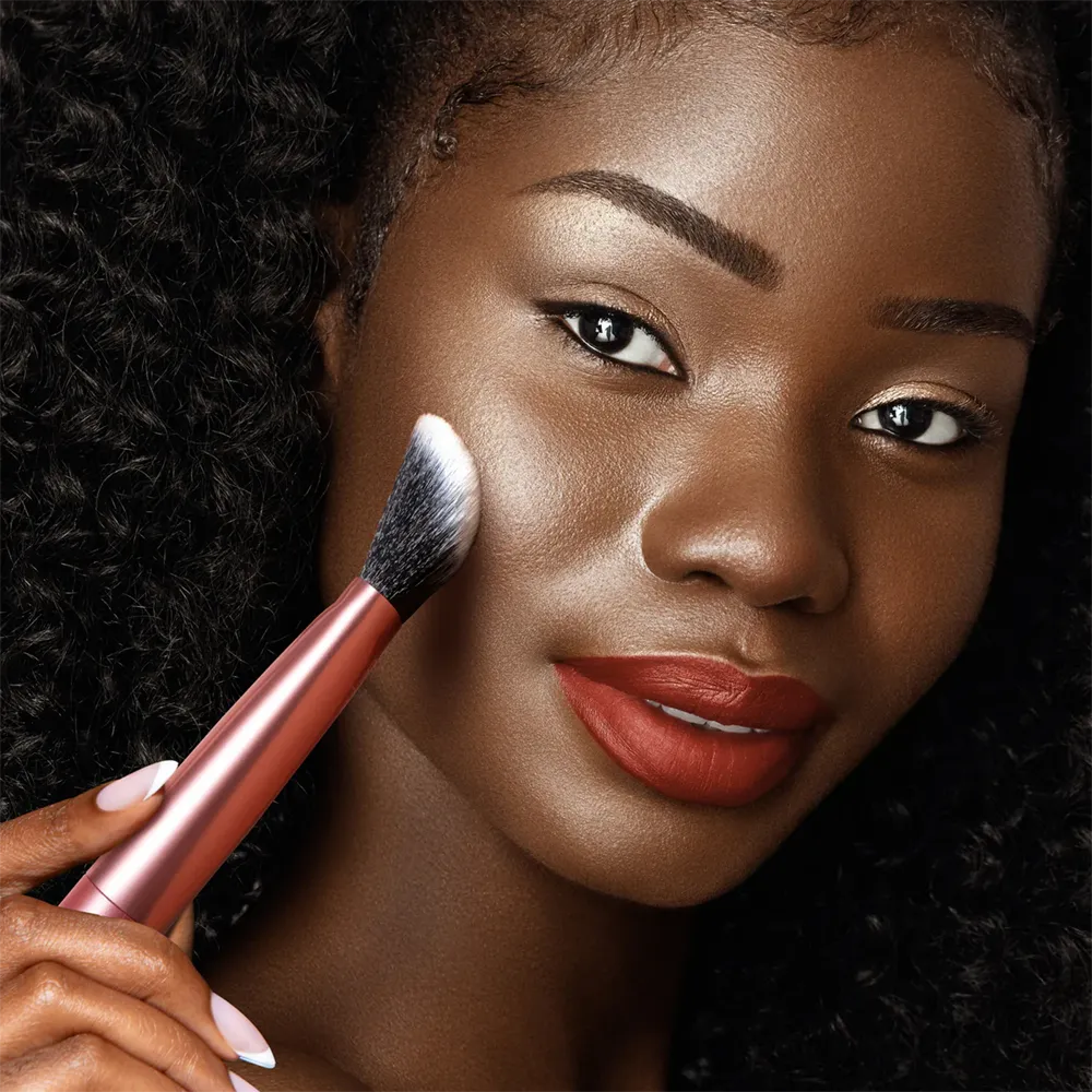 Real Techniques Seamless Complexion Makeup Brush thumbnail 3