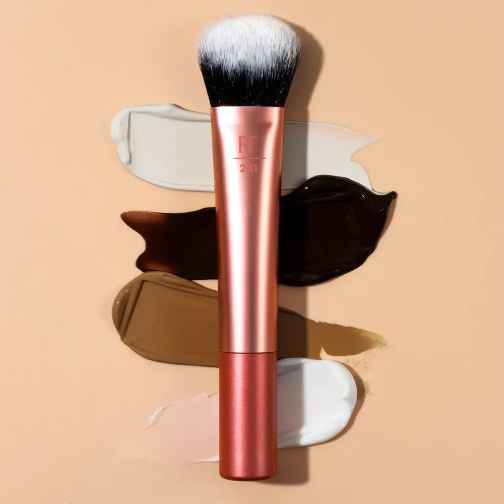 Real Techniques Seamless Complexion Makeup Brush thumbnail 4