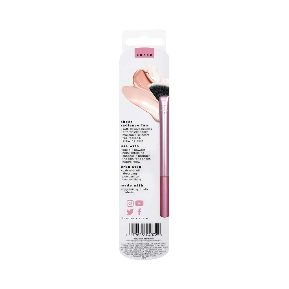 Real Techniques Sheer Radiance Fan Makeup Brush thumbnail 2