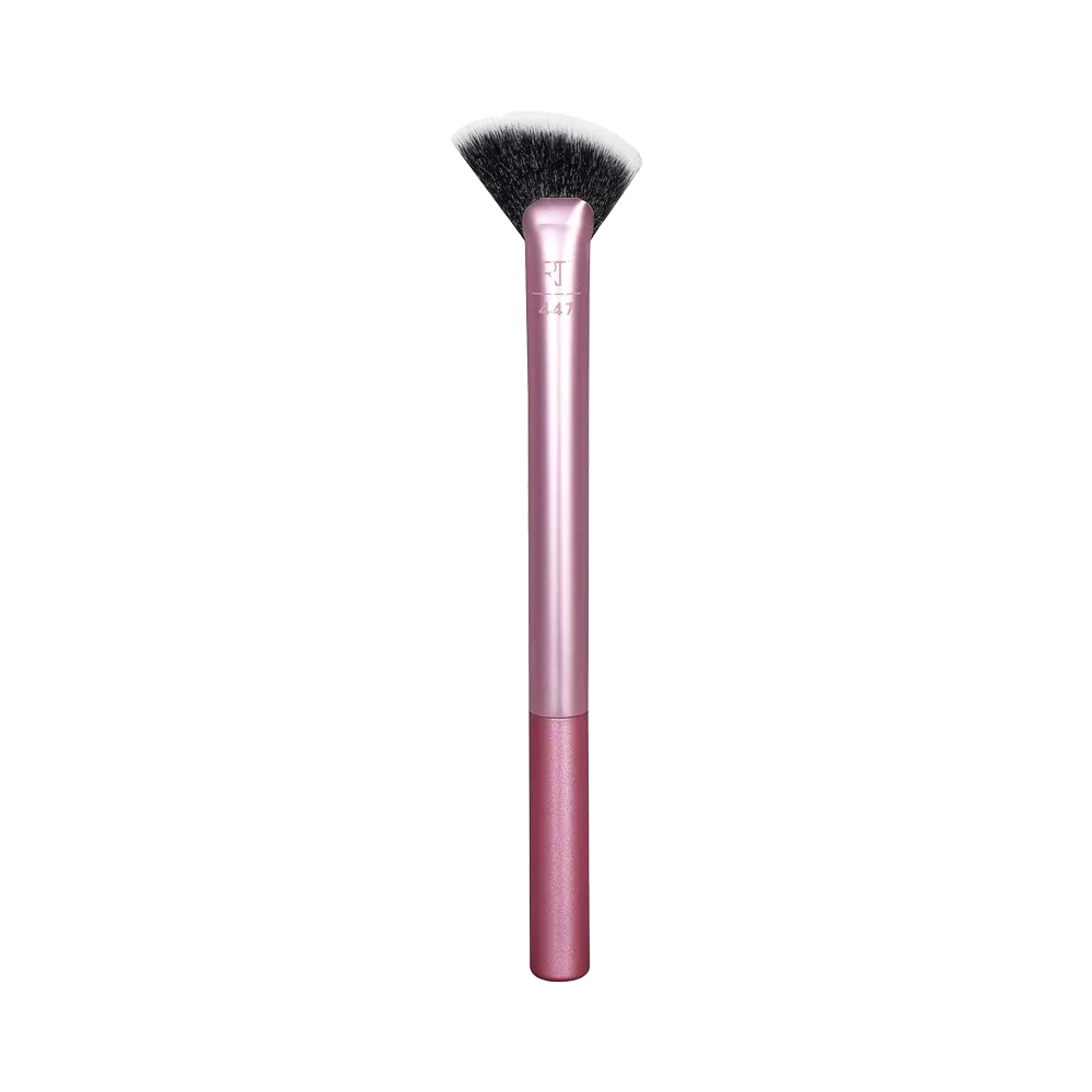 Real Techniques Sheer Radiance Fan Makeup Brush thumbnail 3
