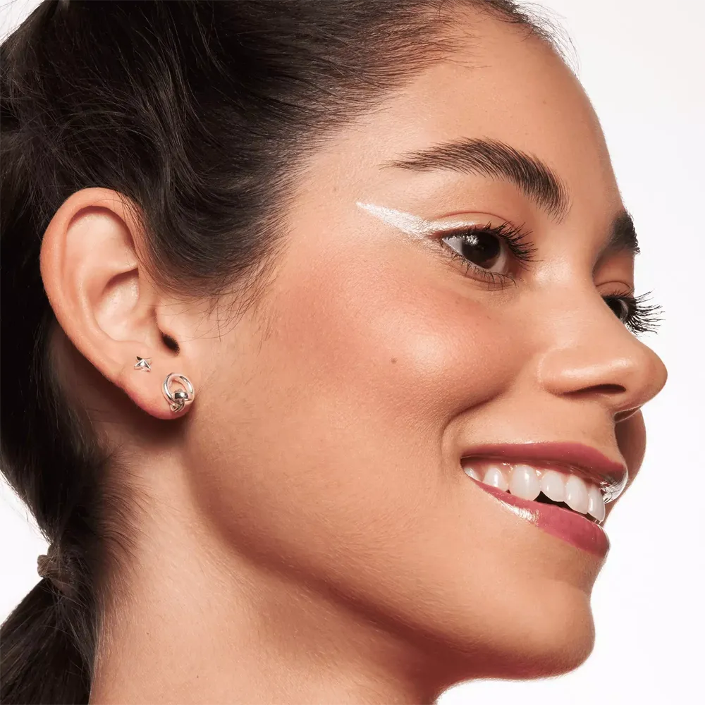 essence Blush Crush! - 30 Cool Berry thumbnail 5