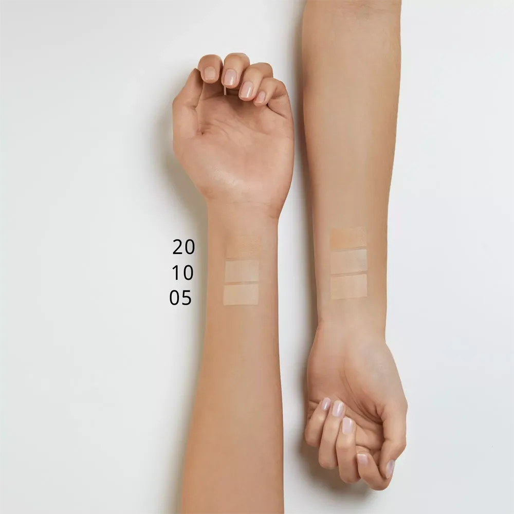 Essence Skin Lovin' Sensitive Concealer - 20 Medium thumbnail 4