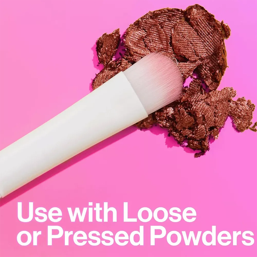 Wet N Wild Small Eyeshadow Brush thumbnail 4
