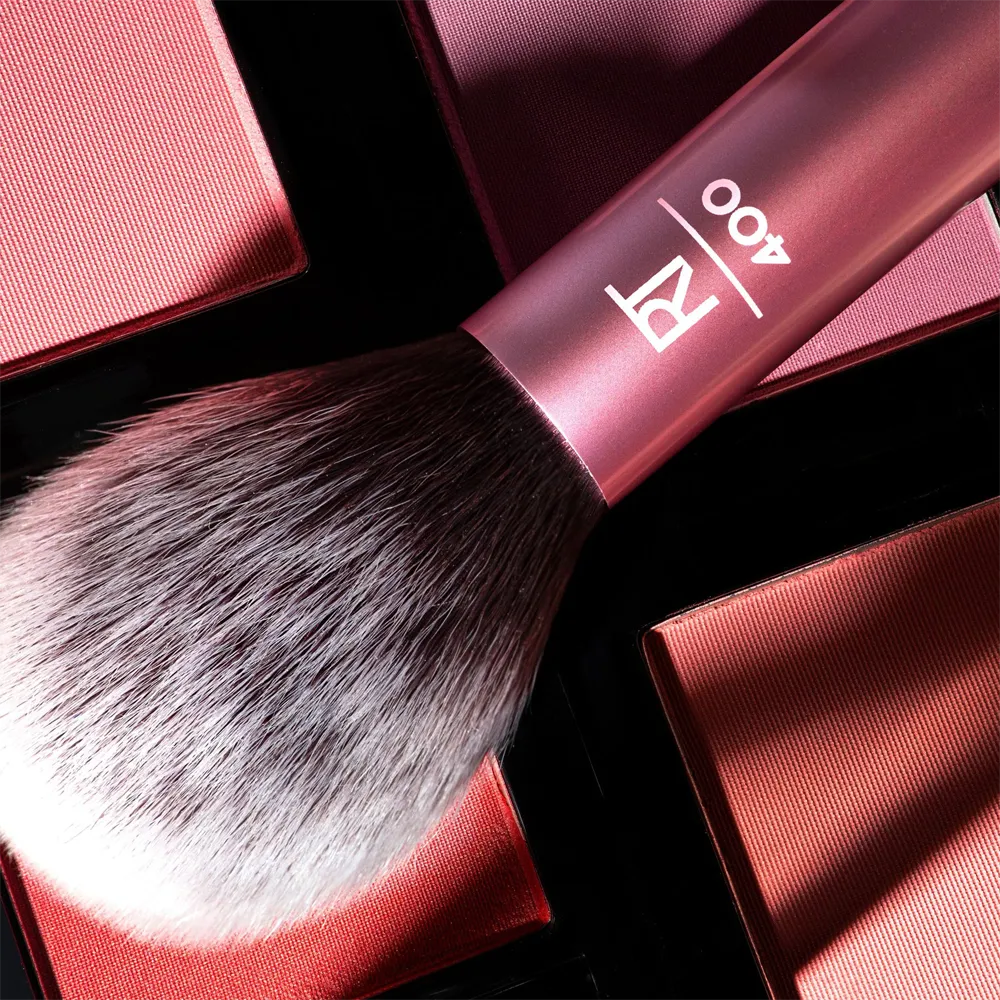 Real Techniques Ultra Plush Blush Makeup Brush thumbnail 4