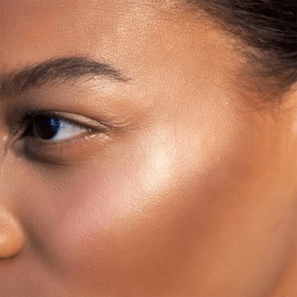 theBalm Betty Lou Manizer Bronzer - 8.5 g thumbnail 3