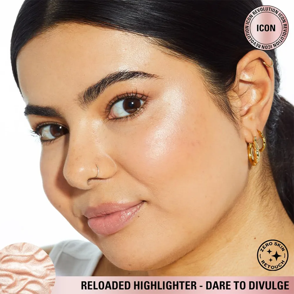 Makeup Revolution Reloaded Highlighter - Dare To Divulge thumbnail 3