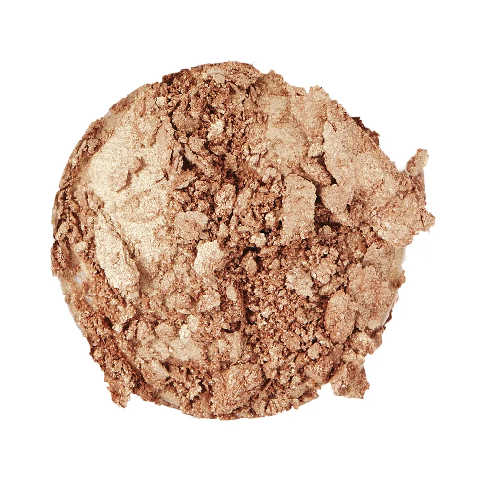 Makeup Revolution Beam Bright Highlighter
  - Bronze Baddie thumbnail 3