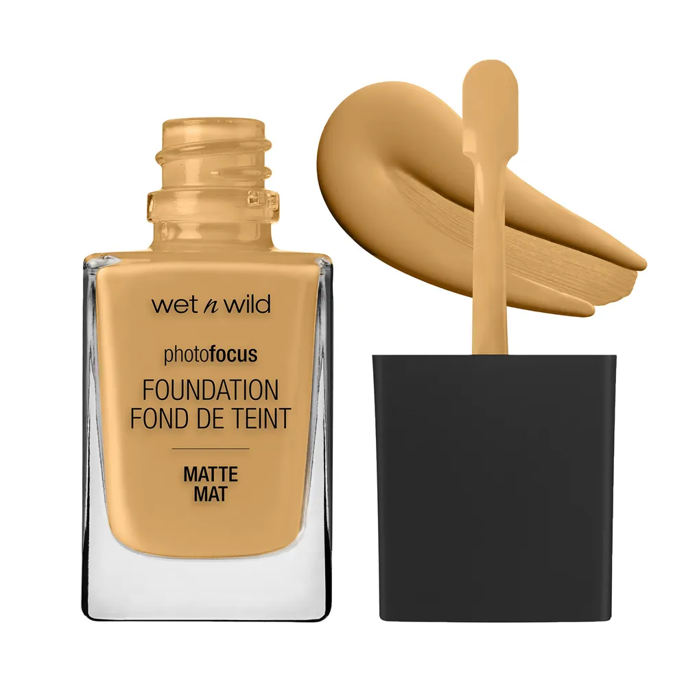 Wet N Wild Photo Focus Matte Foundation - Classic Beige thumbnail 1