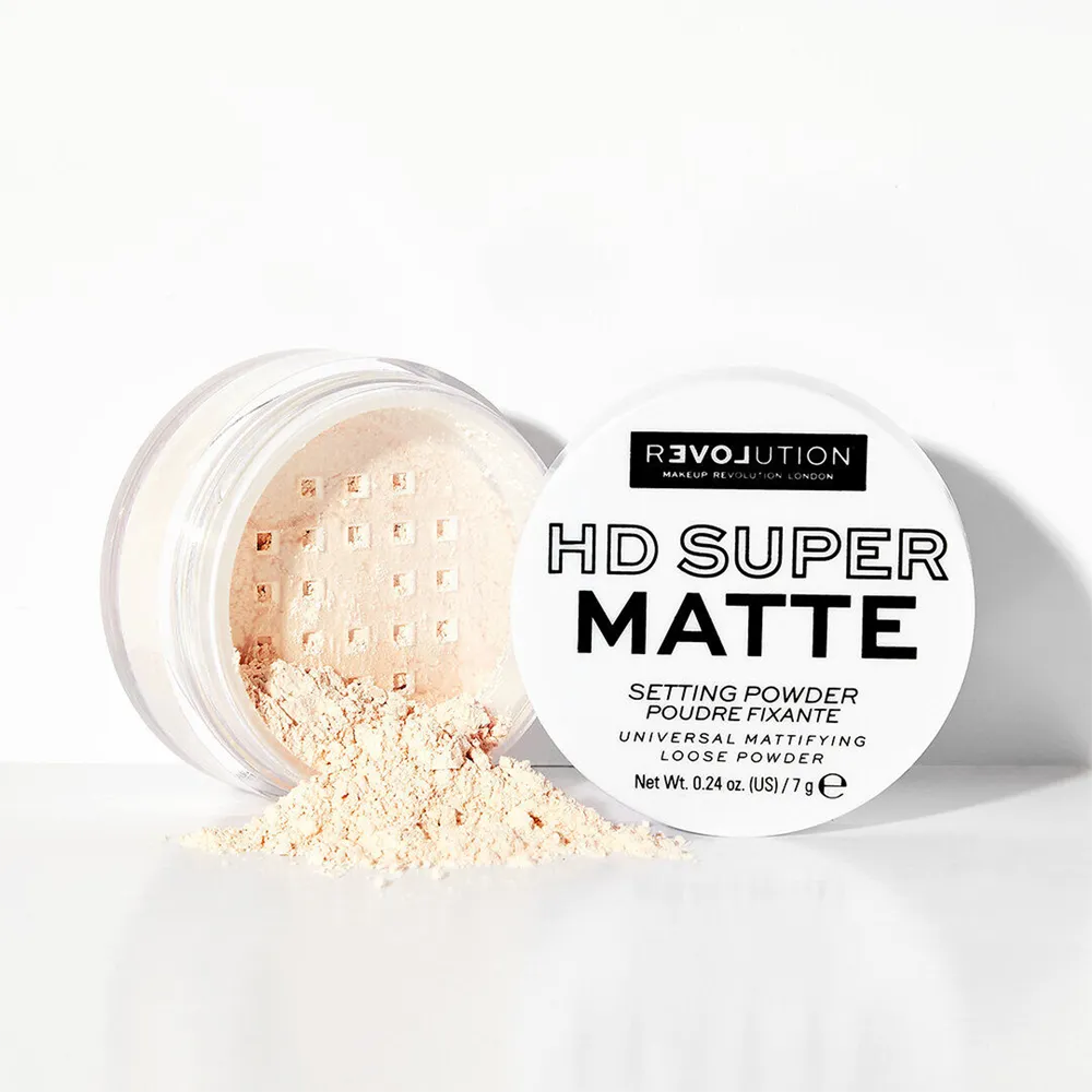 Makeup Revolution Relove HD Super Matte Setting Powder - Universal thumbnail 4