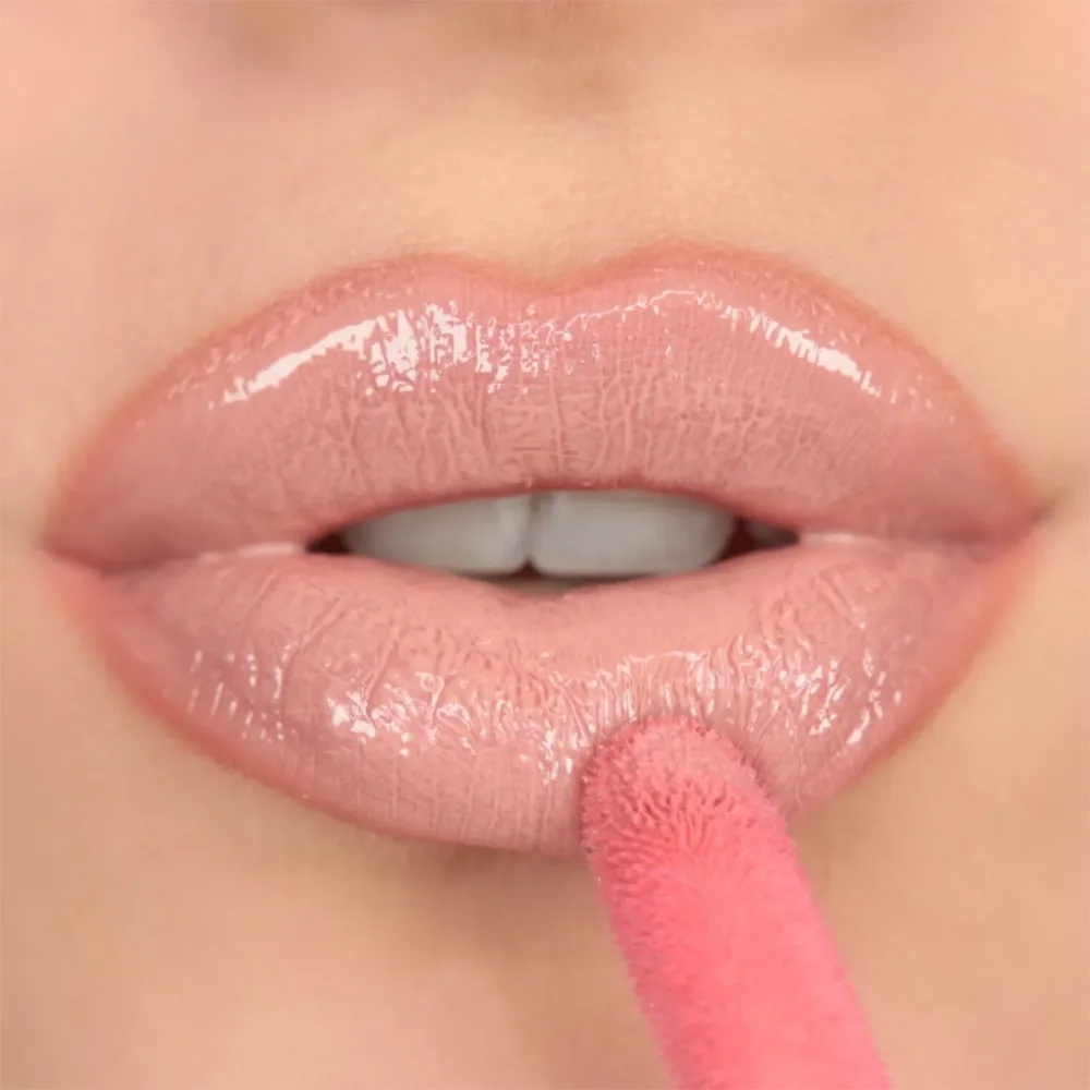 Makeup Revolution Pout Bomb Plumping Gloss - Candy Pink thumbnail 4