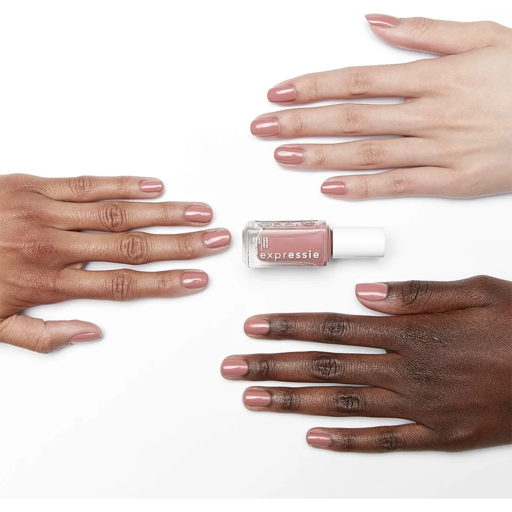 essie Expressie Quick Dry Nail Color - 25 Checked In  thumbnail 3