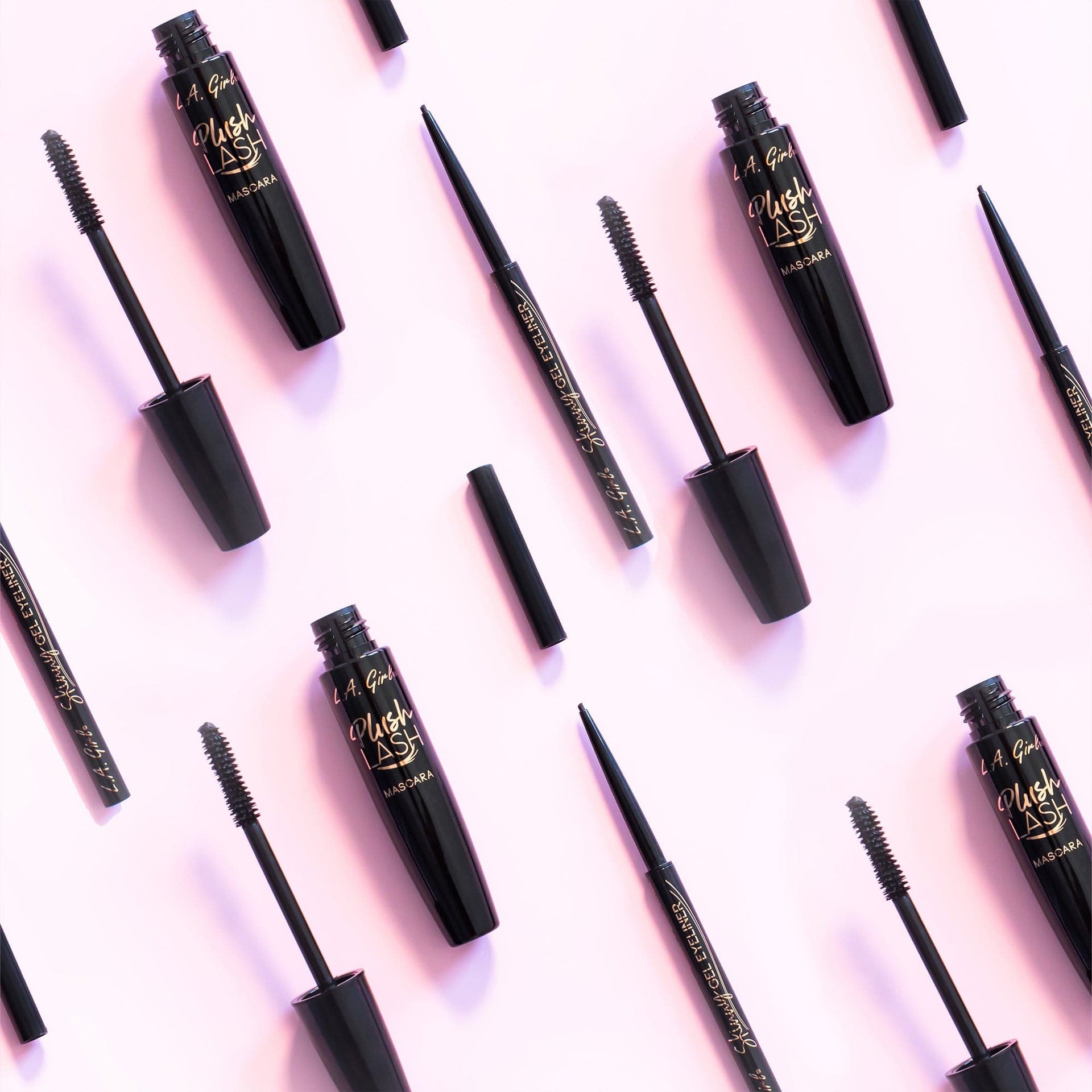 L.A.Girl Plush Lash Mascara - GMS660 Blackest Black thumbnail 3