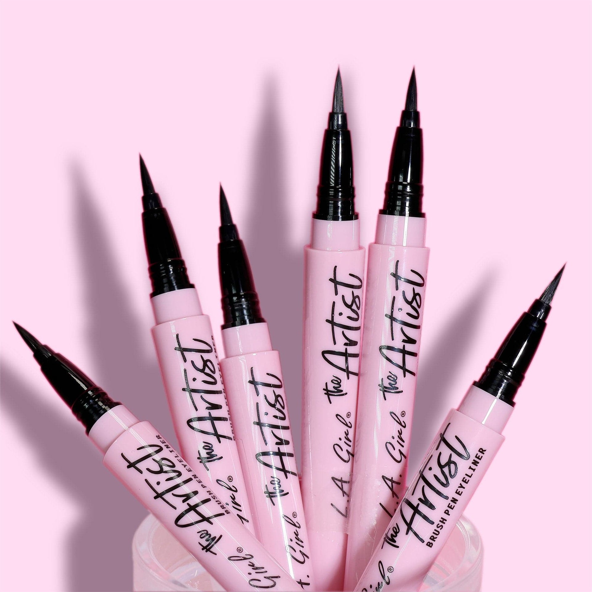 L.A.Girl The Artist Brush Pen Eyeliner - GLE740 Inky Black thumbnail 3