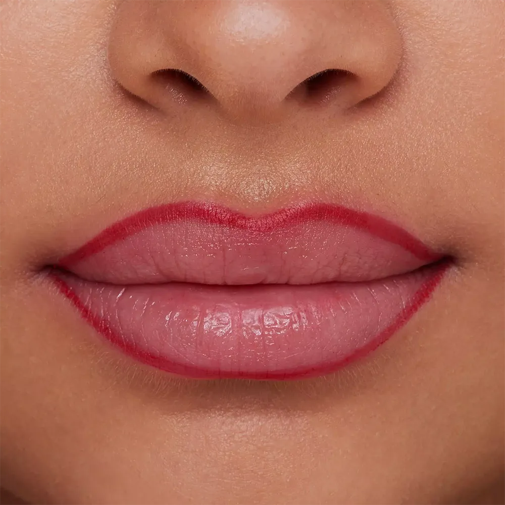 essence 8H Matte Comfort Lipliner - 07 - Classic Red thumbnail 6