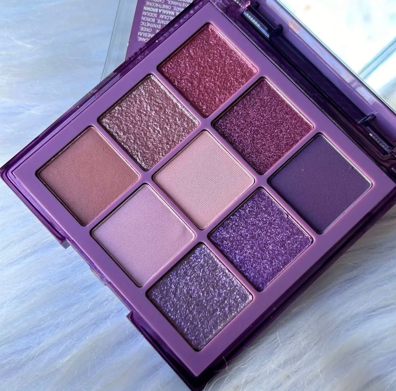 Huda Beauty Purple Haze Obsessions Palette - 9.9 g thumbnail 3