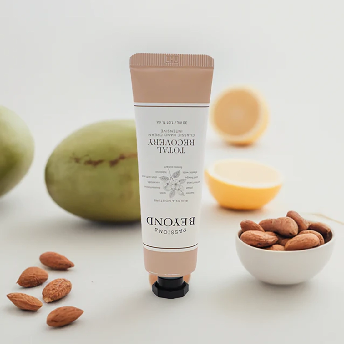 The Face Shop Passion & Beyond Total Recovery Classic Hand Cream - 100 ml thumbnail 3