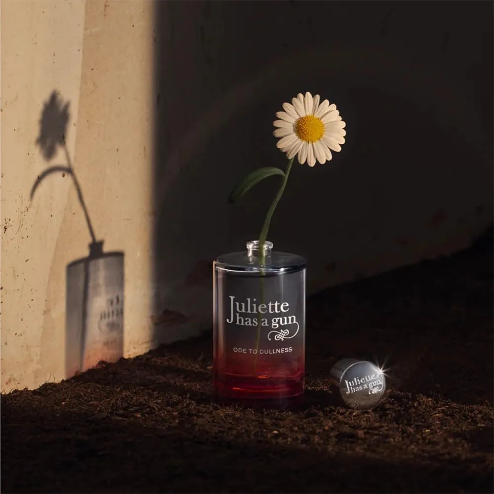 Juliette Has a Gun Ode To Dullness Eau De Perfum - 100 ml thumbnail 4