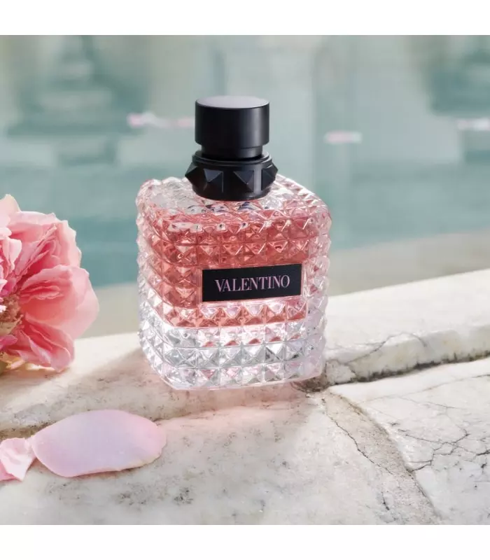 فالنتينو بورن إن روما دونا ماء عطر - 50 مل thumbnail 2