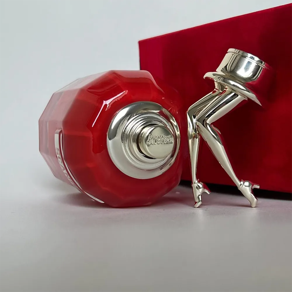 Jean Paul Gaultier Scandal Le Eau De Parfum thumbnail 4