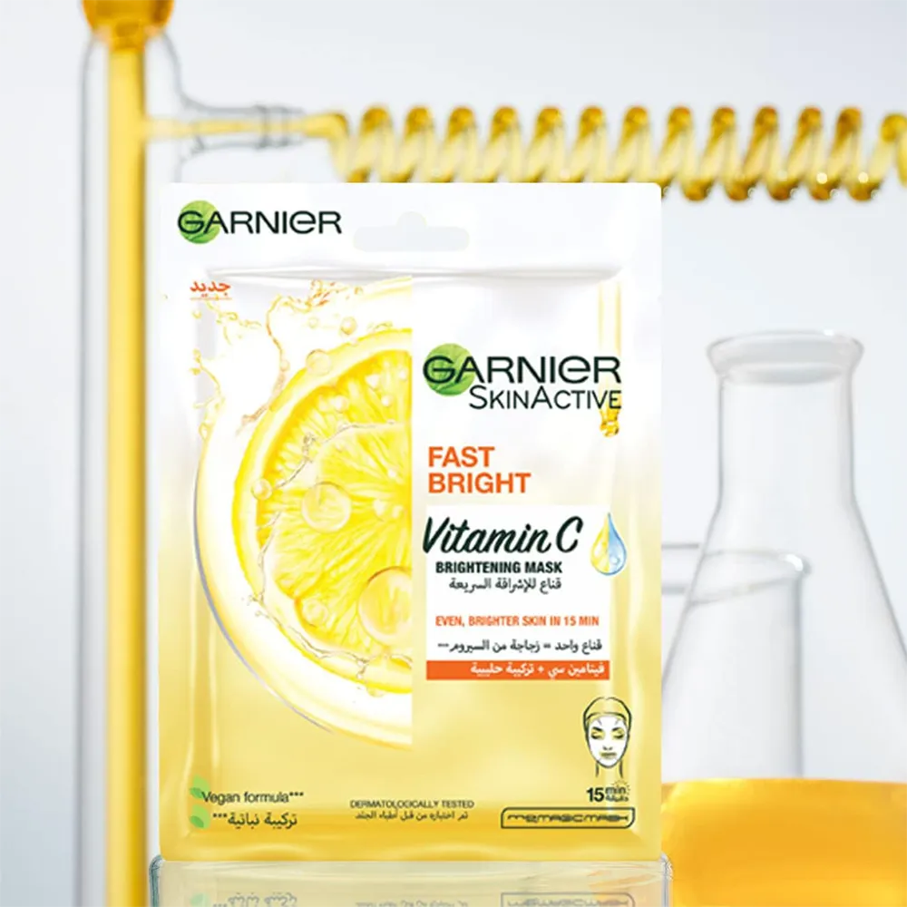 Garnier SkinActive Fast Bright Tissue Mask - Vitamin C + Milky Essence - 28 g thumbnail 2