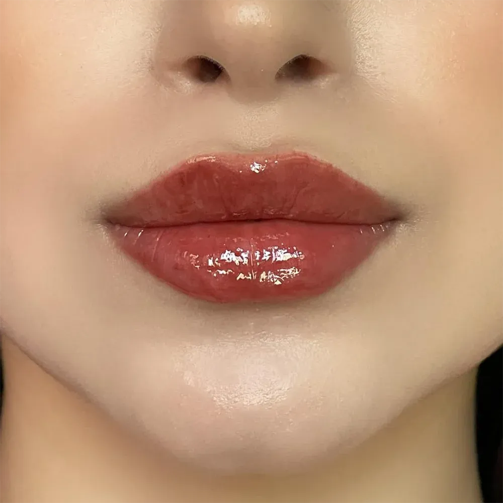 LOCA Lip Balm - 05 - The Serve (1.2 g) thumbnail 2