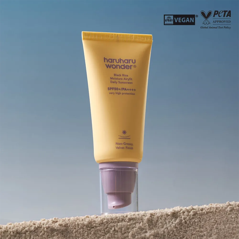 Haruharu Wonder Black Rice Moisture Airyfit Daily Sunscreen SPF 50+ - 50 ml thumbnail 2