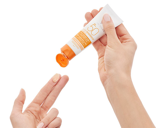 VICHY Capital Soleil Anti-Dark Spot 3-In-1 SPF 50+ - 50 ml thumbnail 2
